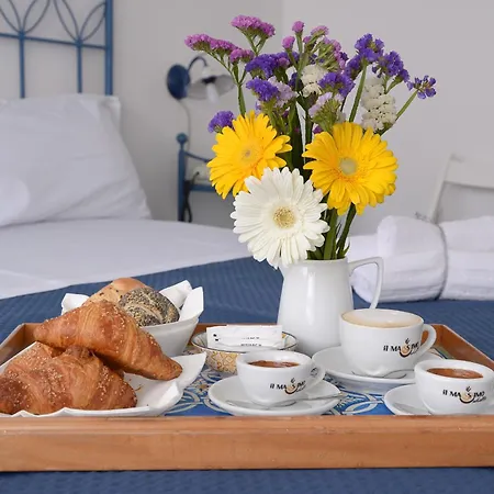 Hotel La Caravella 3*